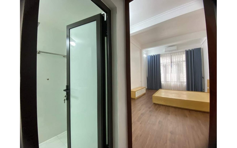 Cho thuê nhà ngõ Trung Tả phố Khâm Thiên, DT30m - 4 tầng, MT 4m, 3 ngủ, 12 Triệu